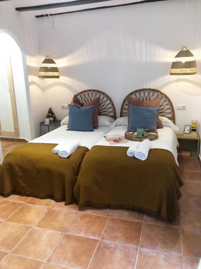 La Casa De La Menora Villa Onil Buitenkant foto
